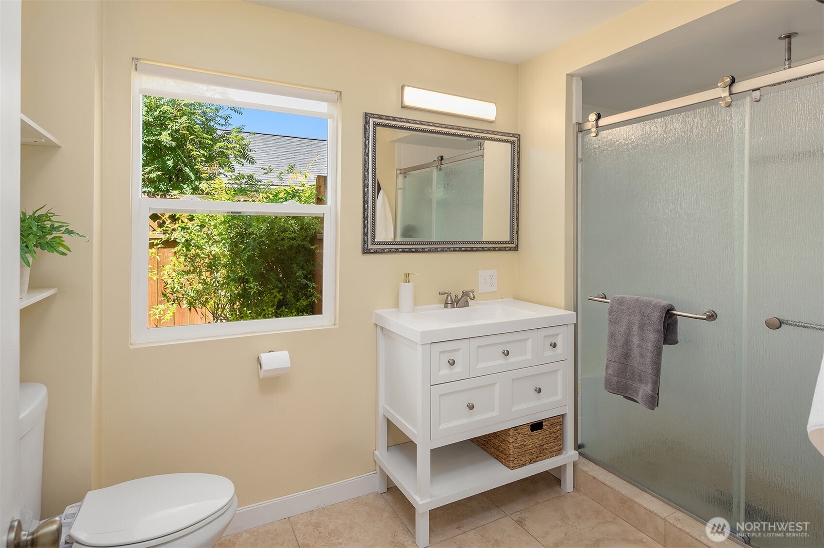13415 Corliss Avenue Property Photo 12
