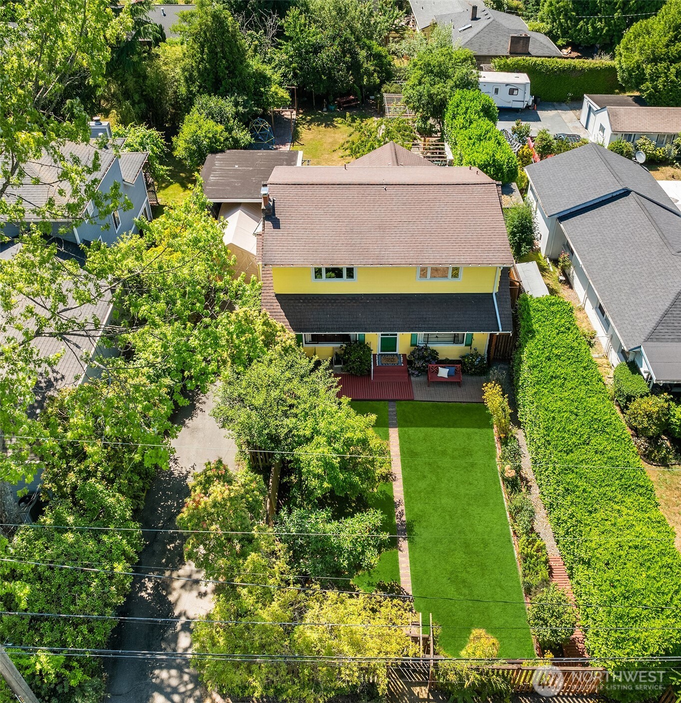 13415 Corliss Avenue Property Photo 27