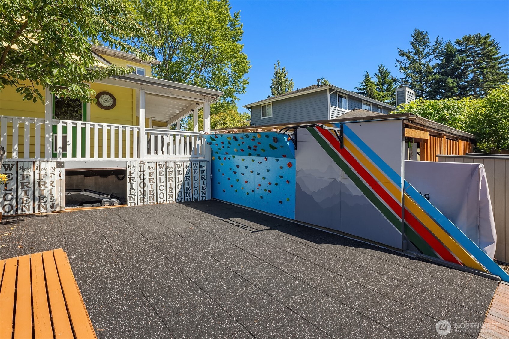 13415 Corliss Avenue Property Photo 32