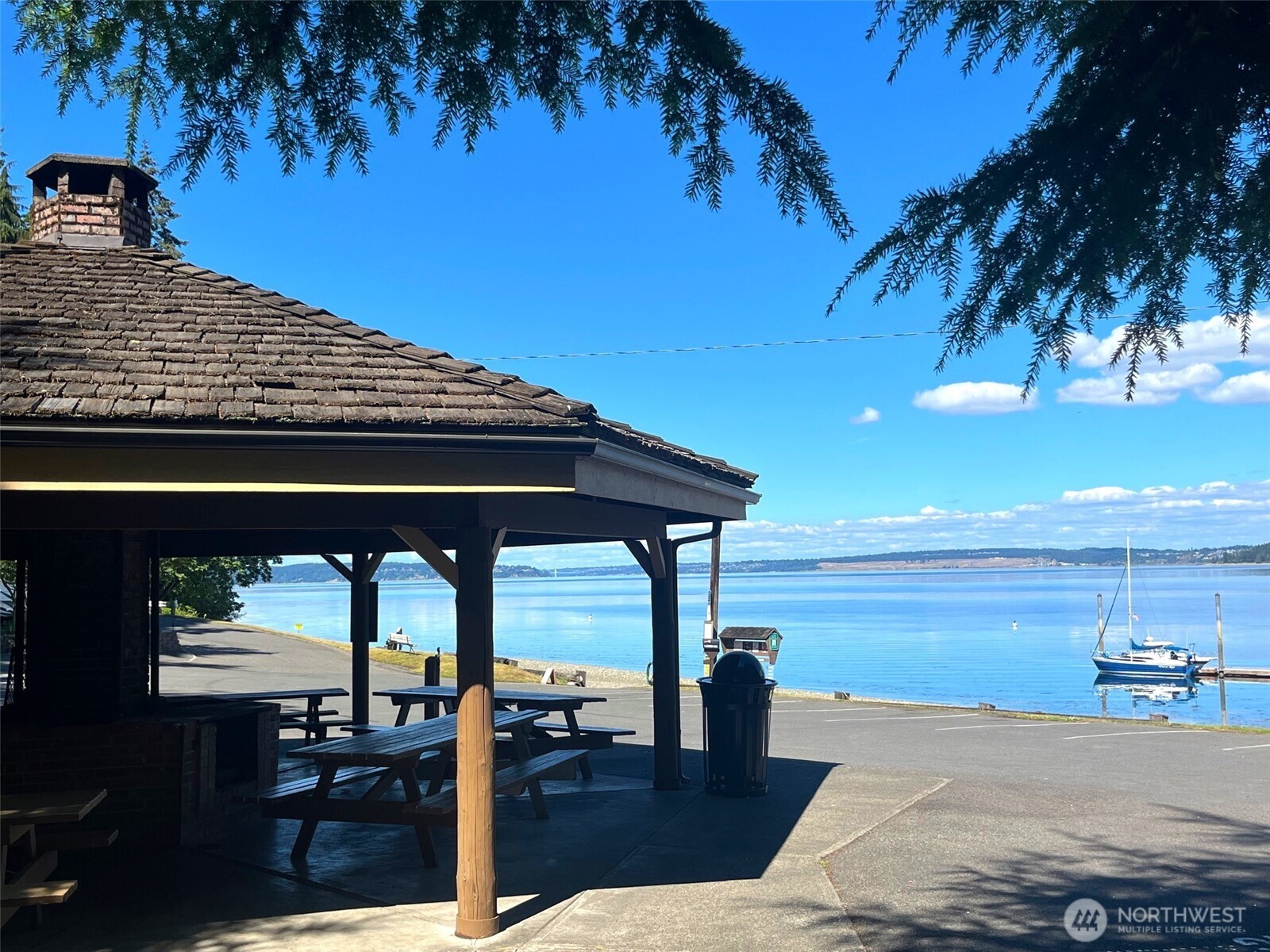 12408 93rd Street Property Photo 12