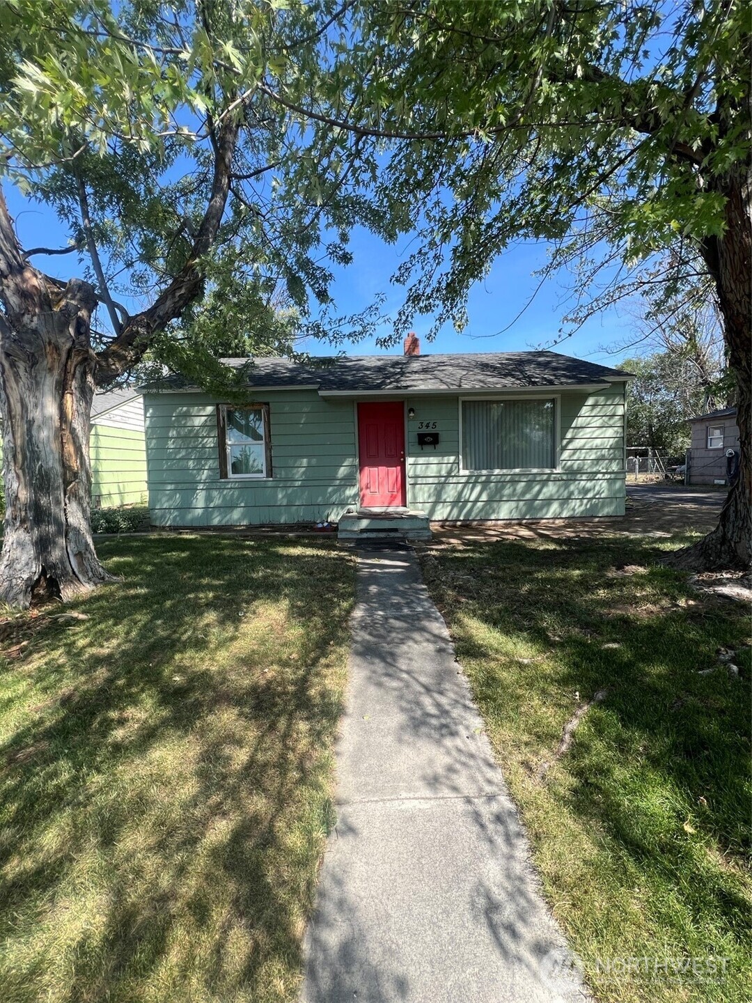345 W Ridge Road Property Photo 1
