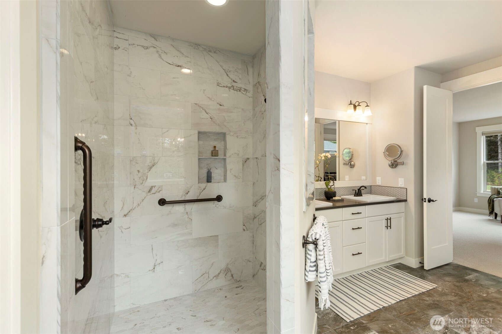 5560 Skyfall Place Property Photo 5