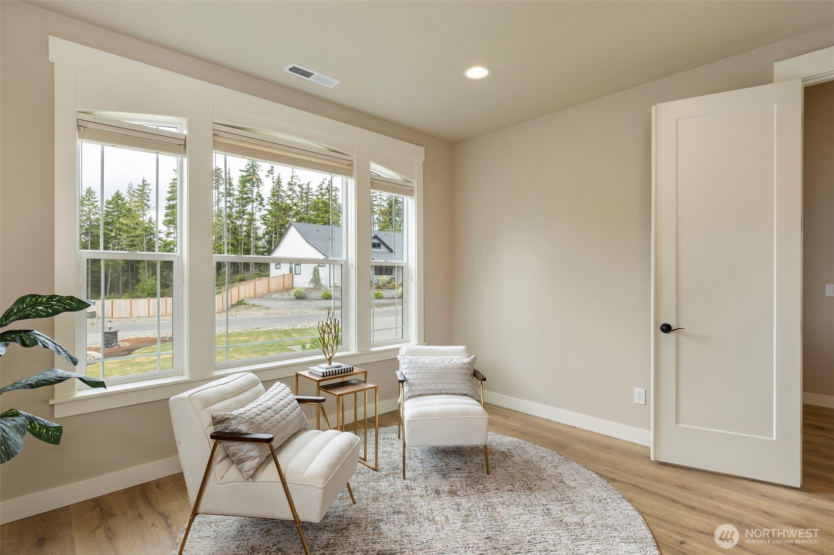 5560 Skyfall Place Property Photo 11