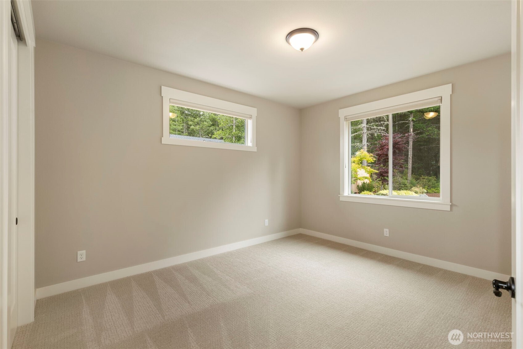 5560 Skyfall Place Property Photo 33