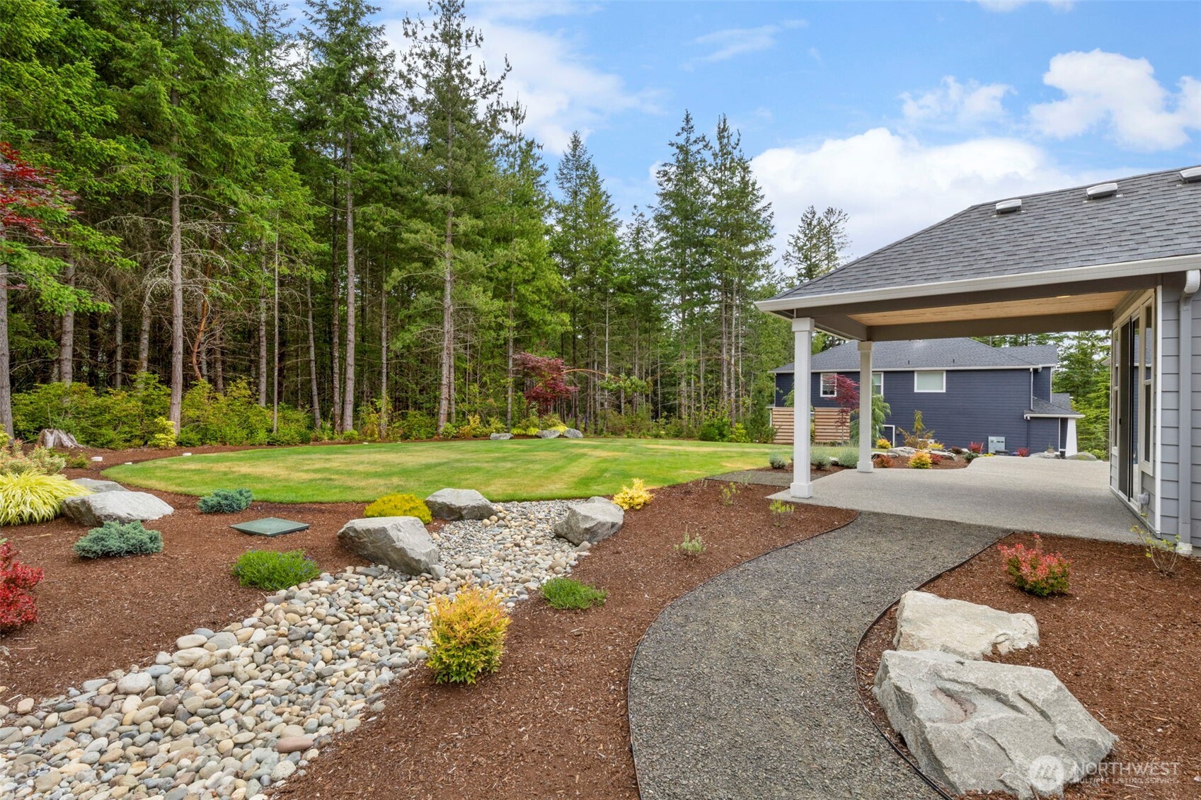 5560 Skyfall Place Property Photo 37