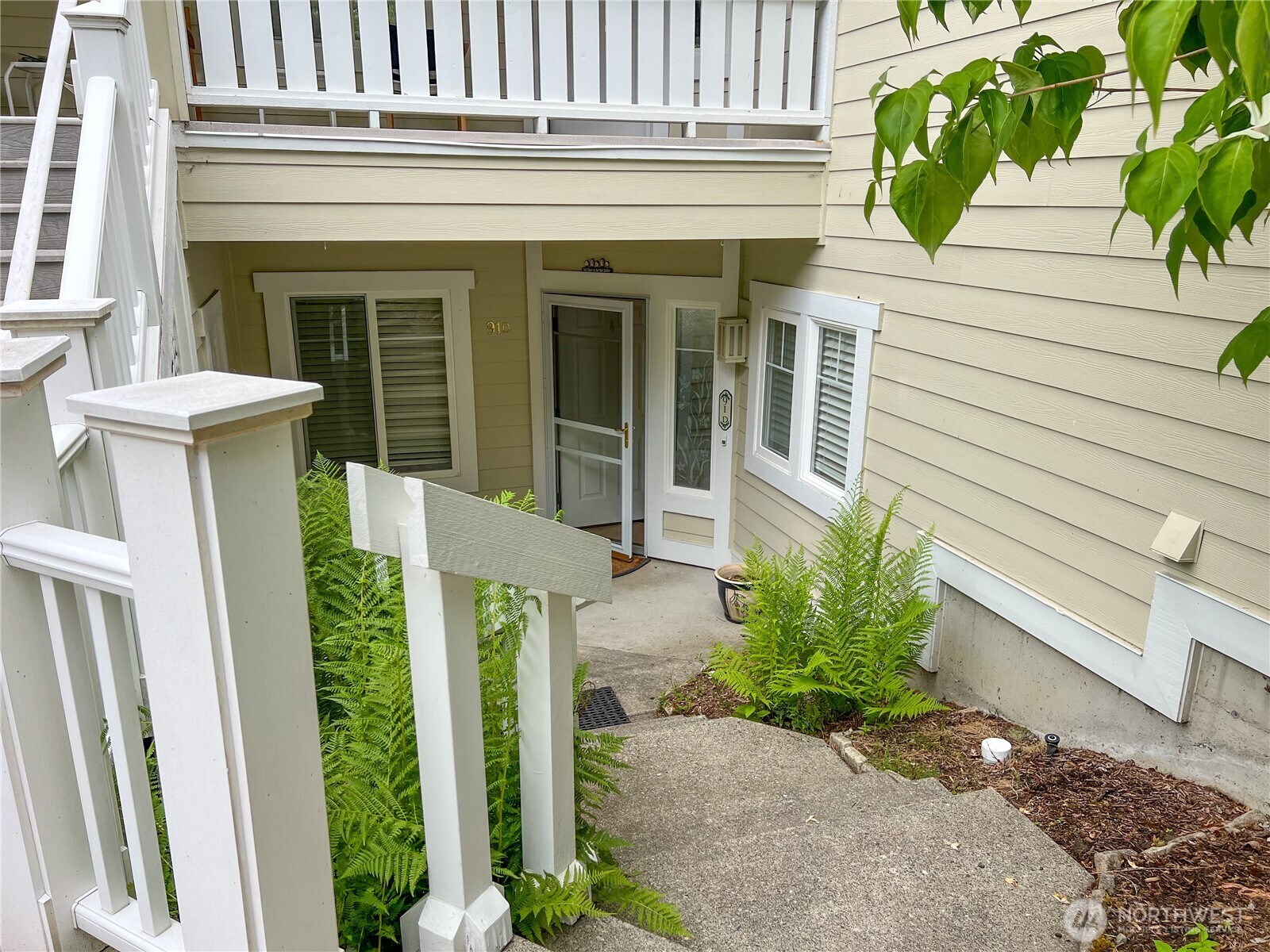 91 N Chandler Court D Property Photo 3