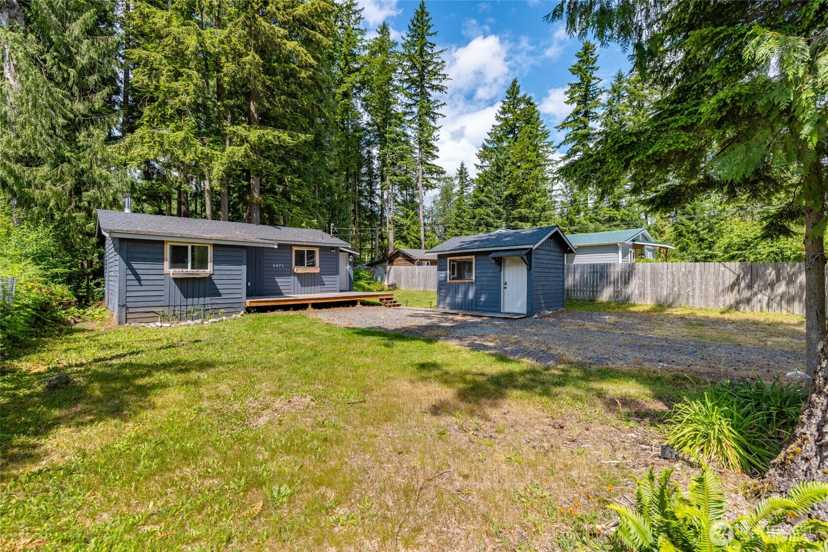 8471 Golden Valley Drive Property Photo 1
