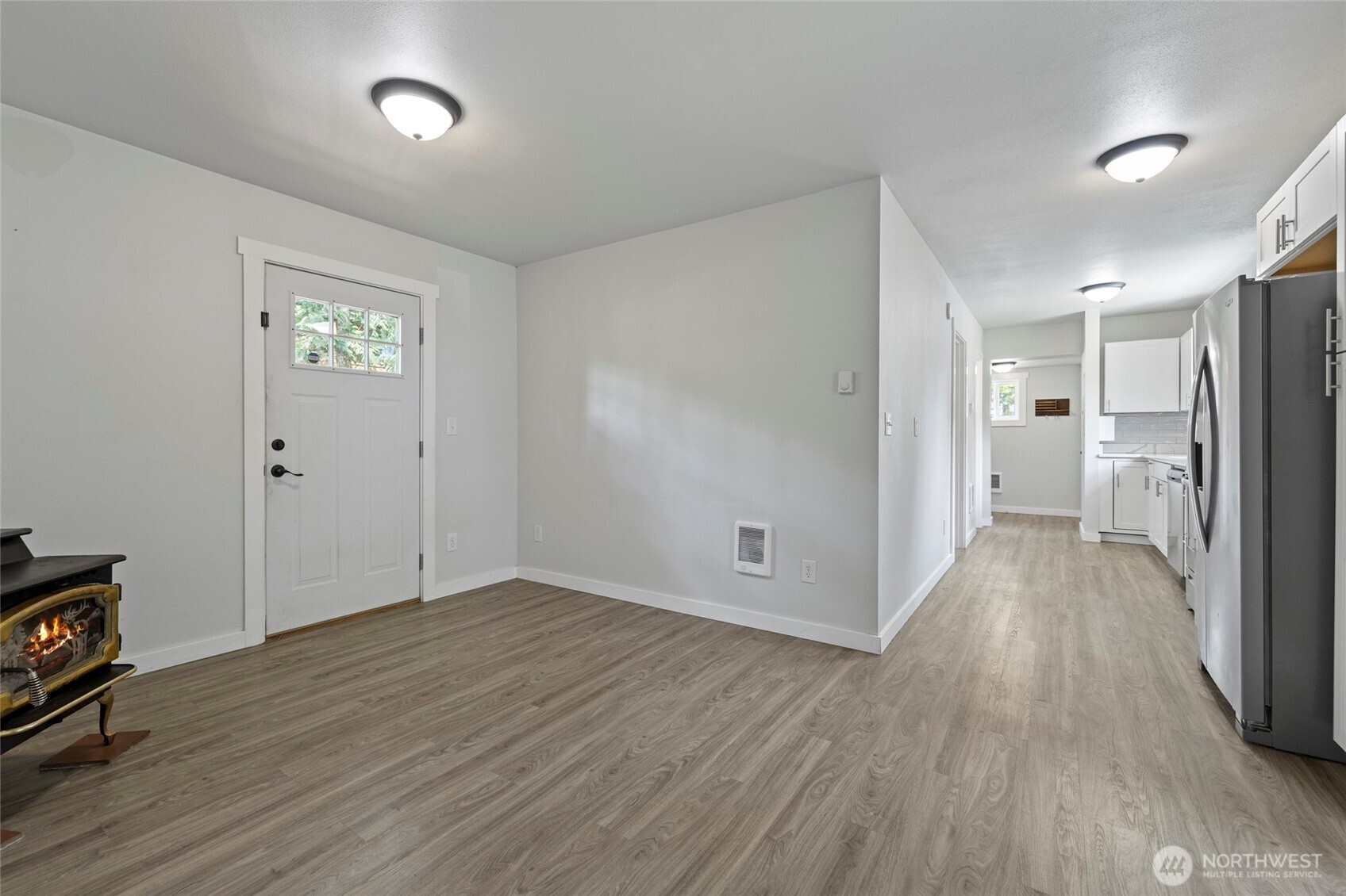 8471 Golden Valley Drive Property Photo 8