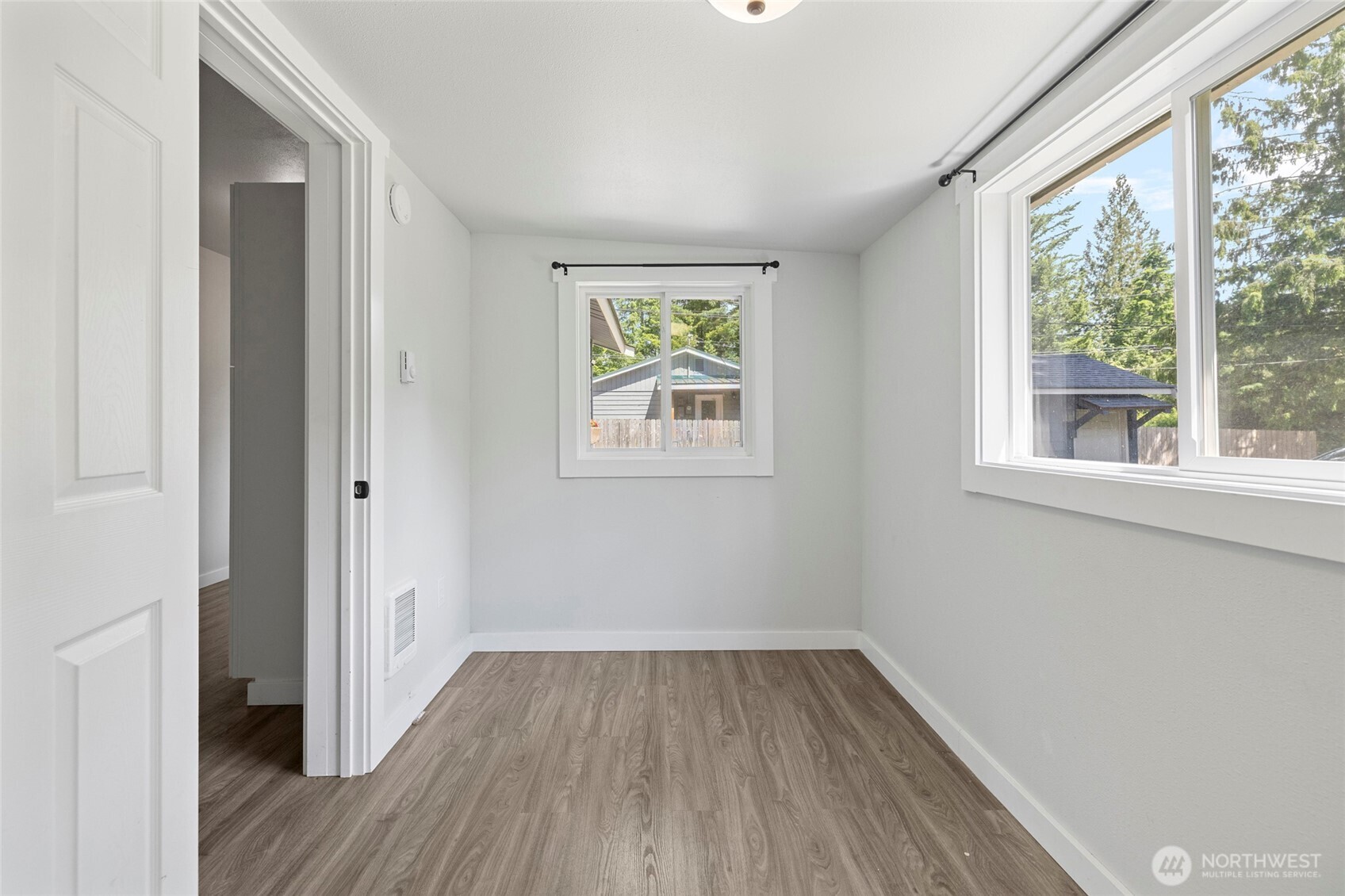 8471 Golden Valley Drive Property Photo 15