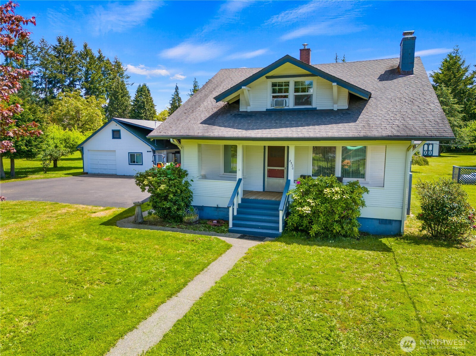 2520 Eureka Avenue Property Photo 1