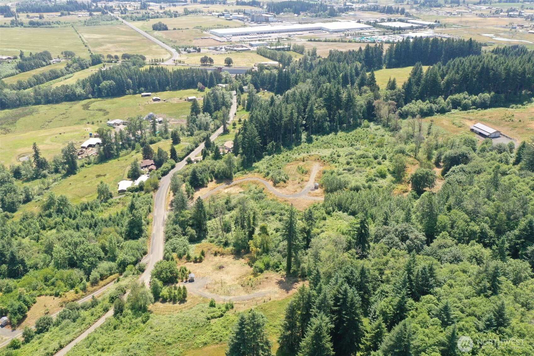 215 Sanderson Road Property Photo 14