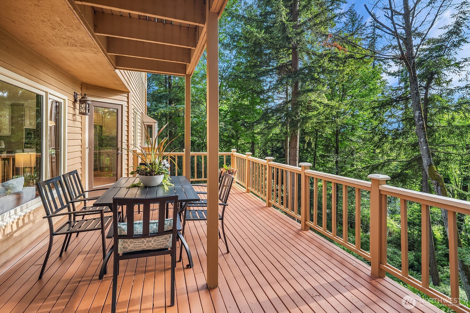 741 222nd Place Property Photo 11