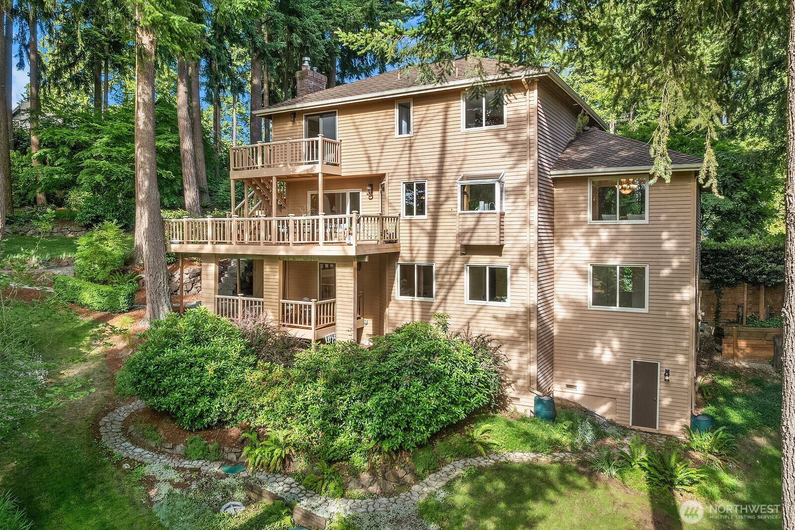 741 222nd Place Property Photo 35