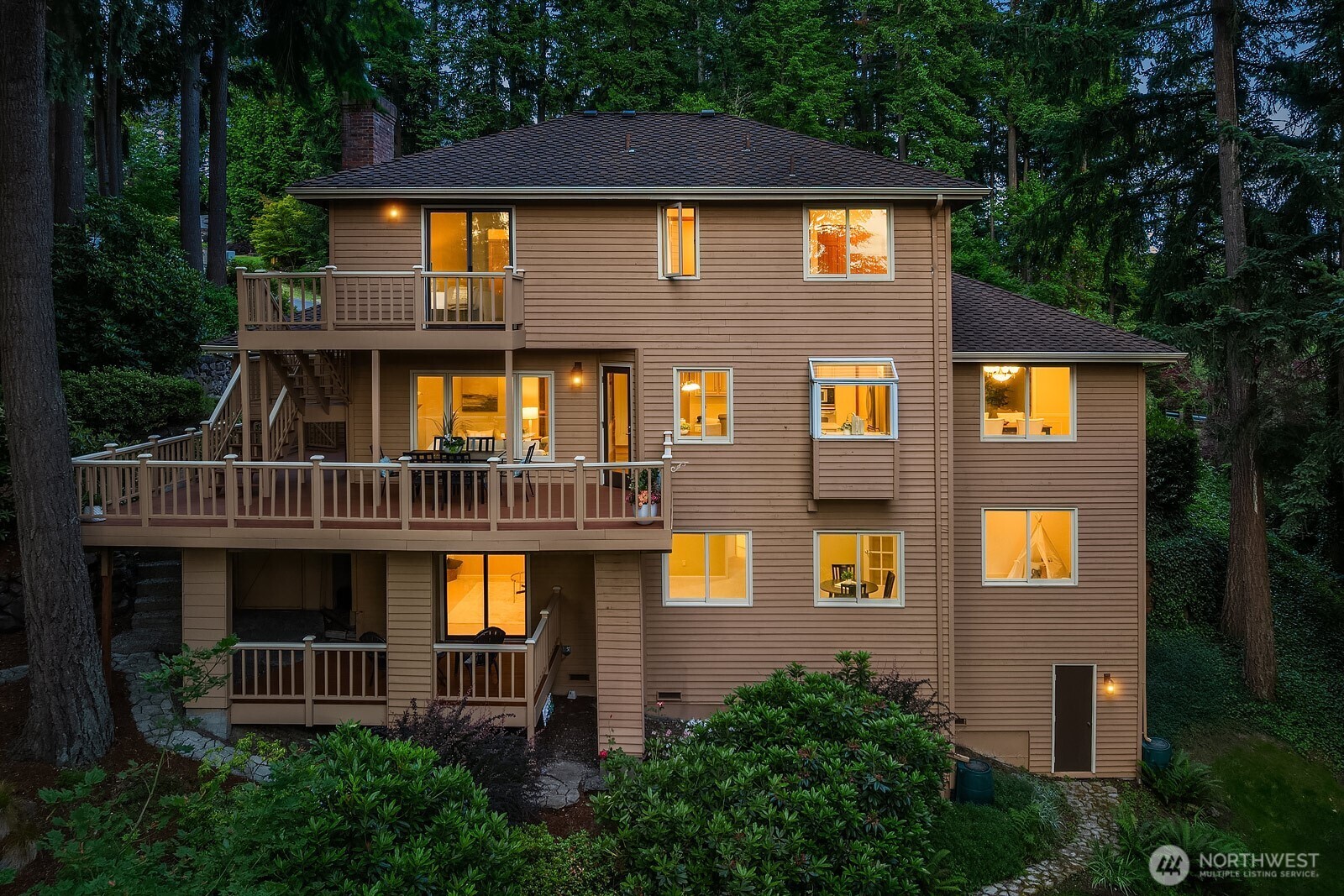 741 222nd Place Property Photo 39