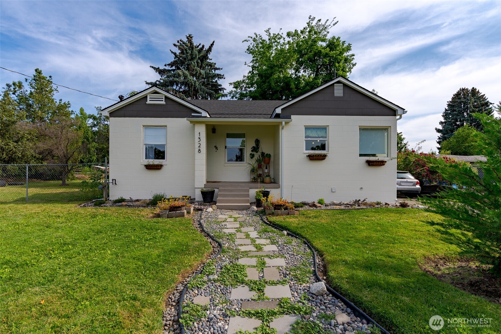 1328 Grant Street Property Photo 1