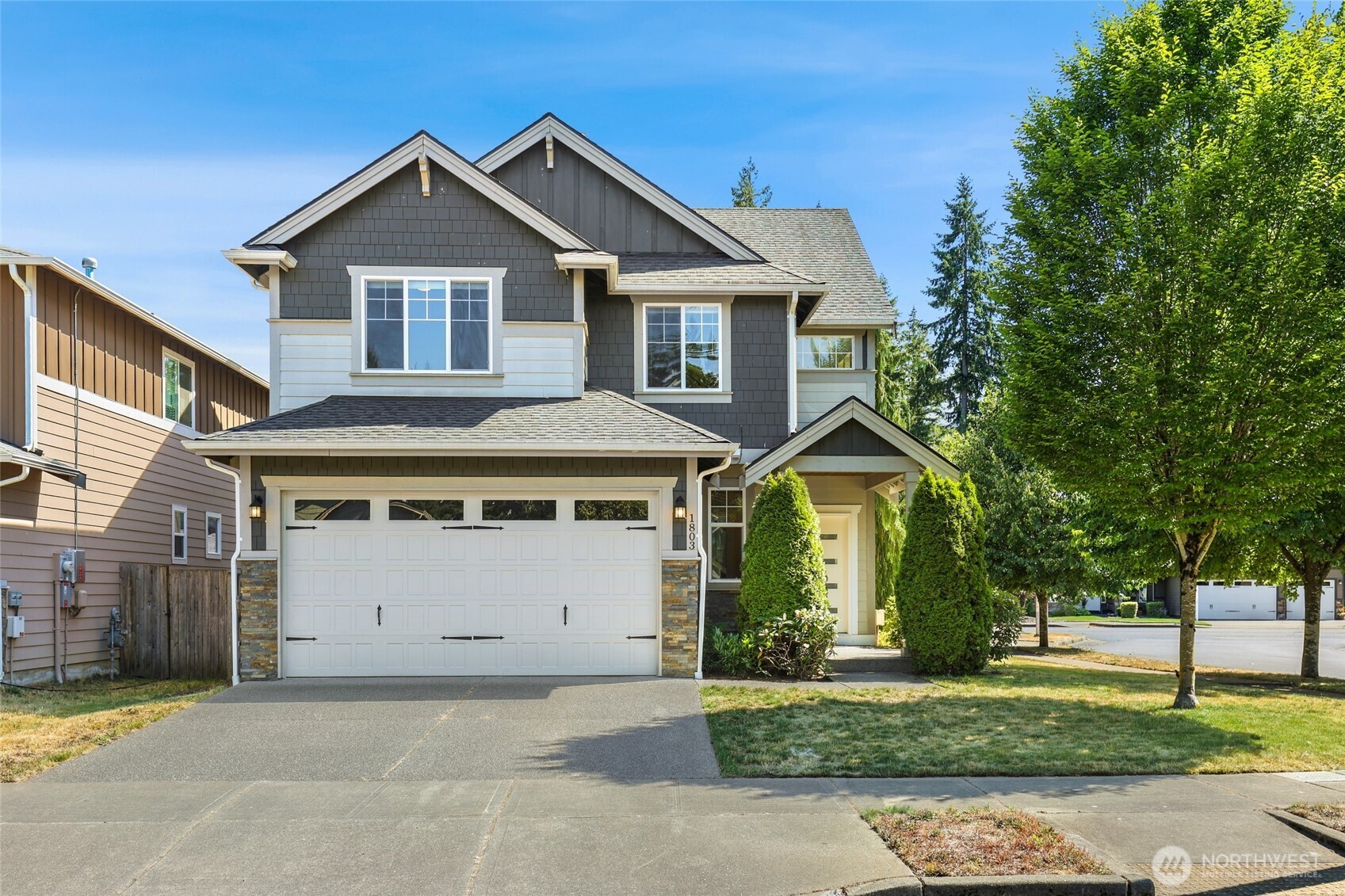 1803 65th Court Property Photo 1