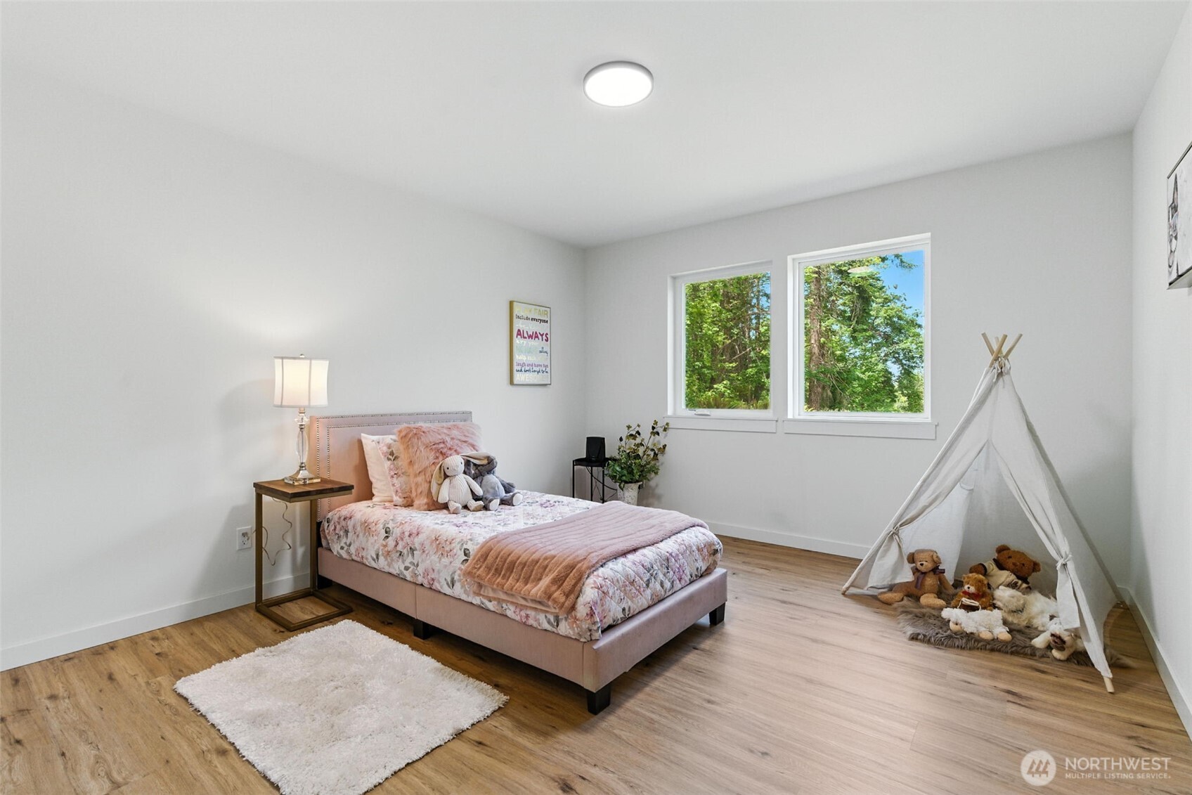 10 Cornwall Road Property Photo 17