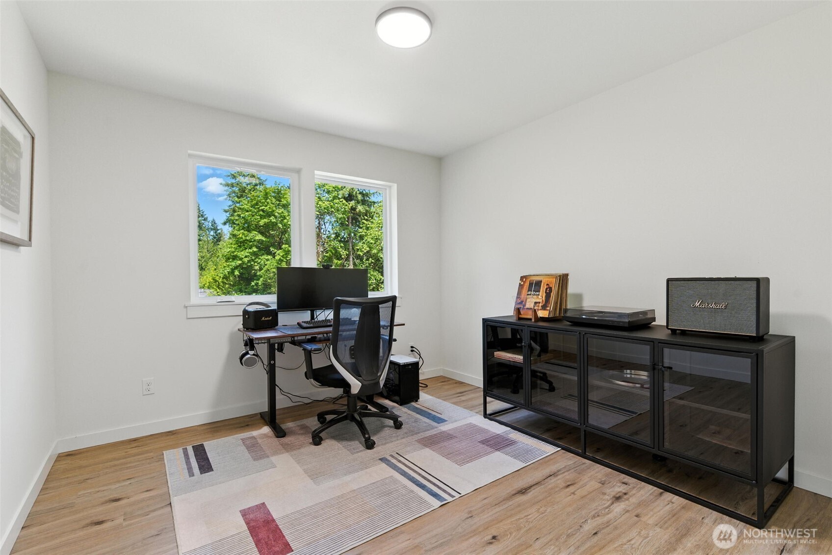 10 Cornwall Road Property Photo 18