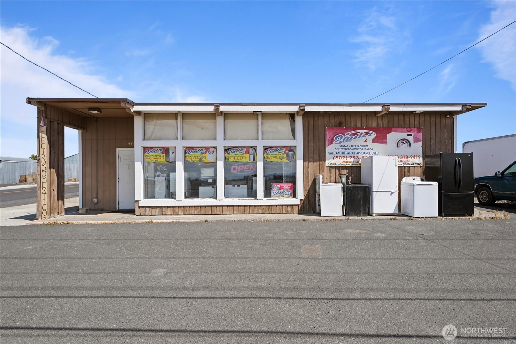 405 S Broadway Avenue Property Photo 1