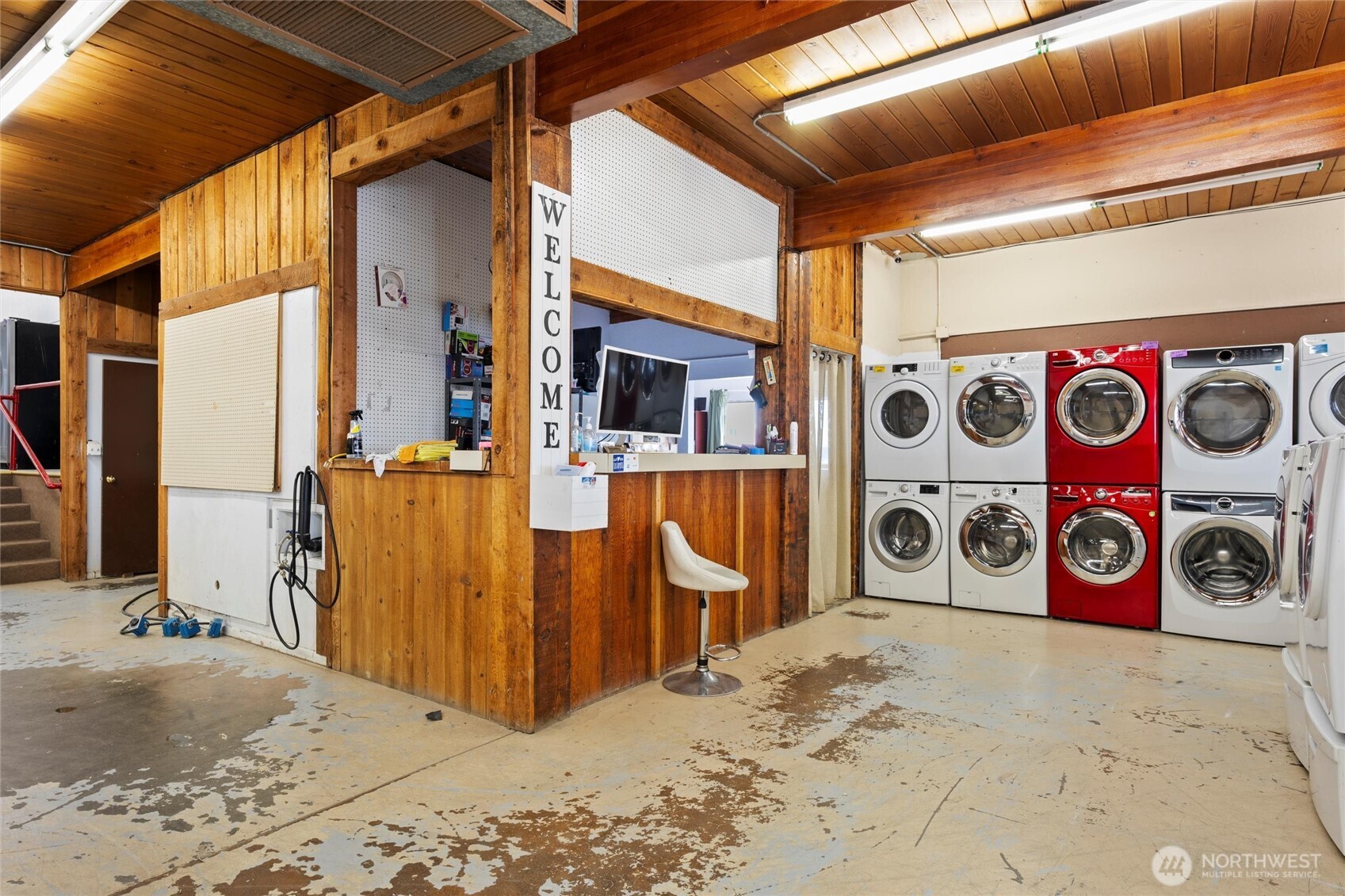 405 S Broadway Avenue Property Photo 9