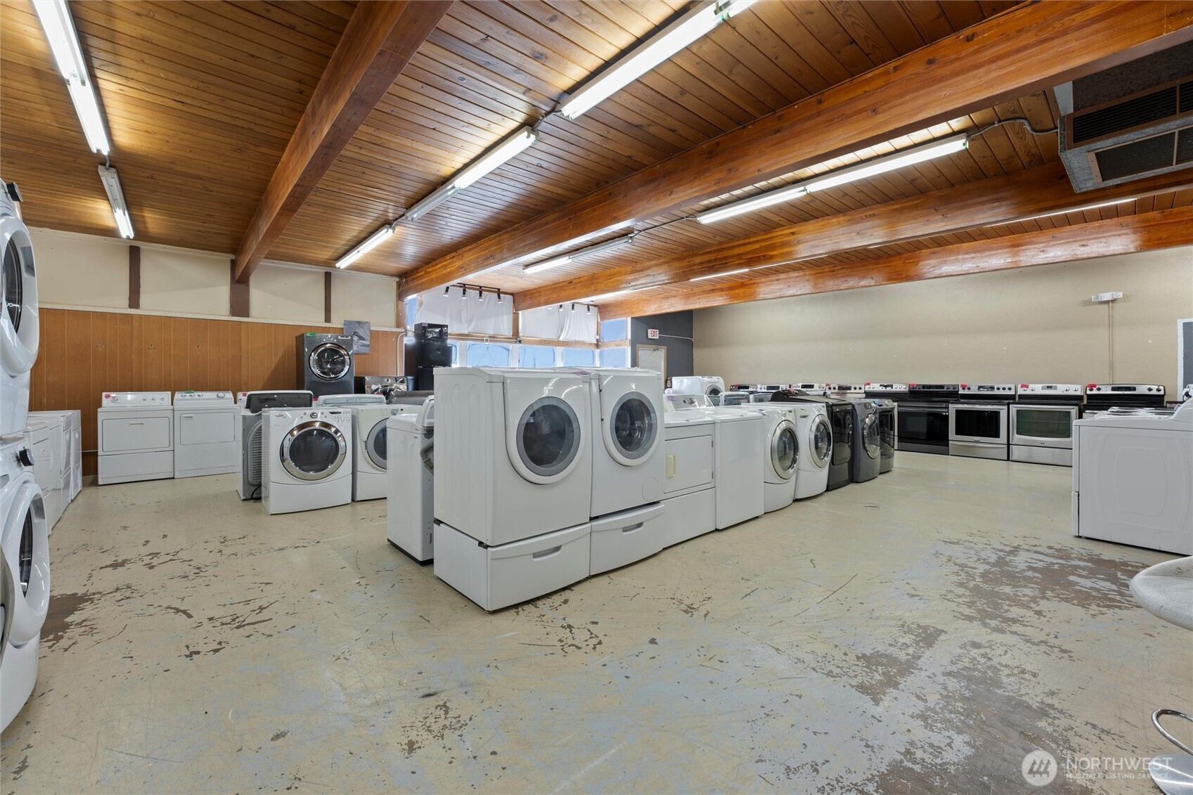 405 S Broadway Avenue Property Photo 12