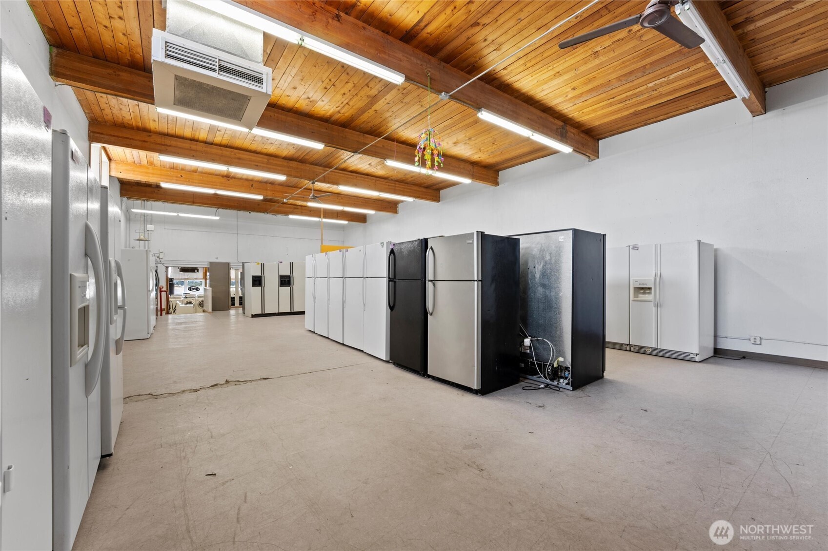 405 S Broadway Avenue Property Photo 18