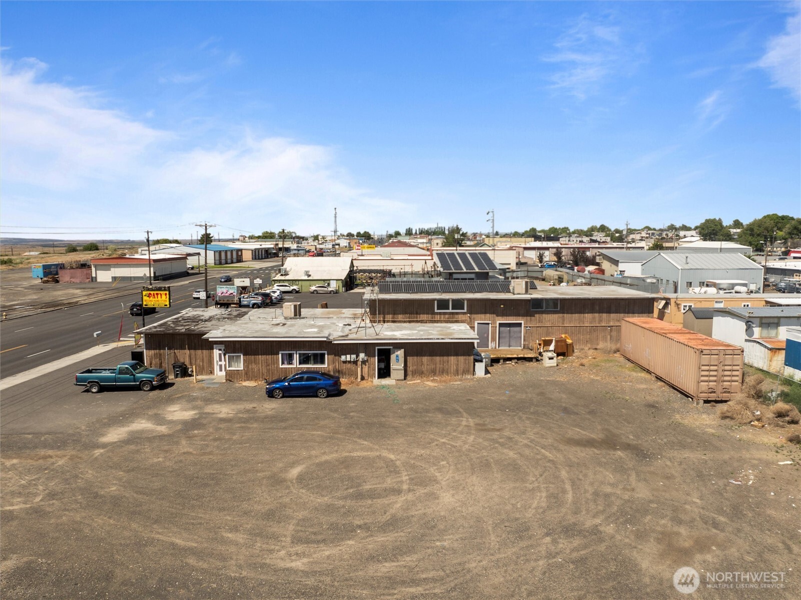 405 S Broadway Avenue Property Photo 28