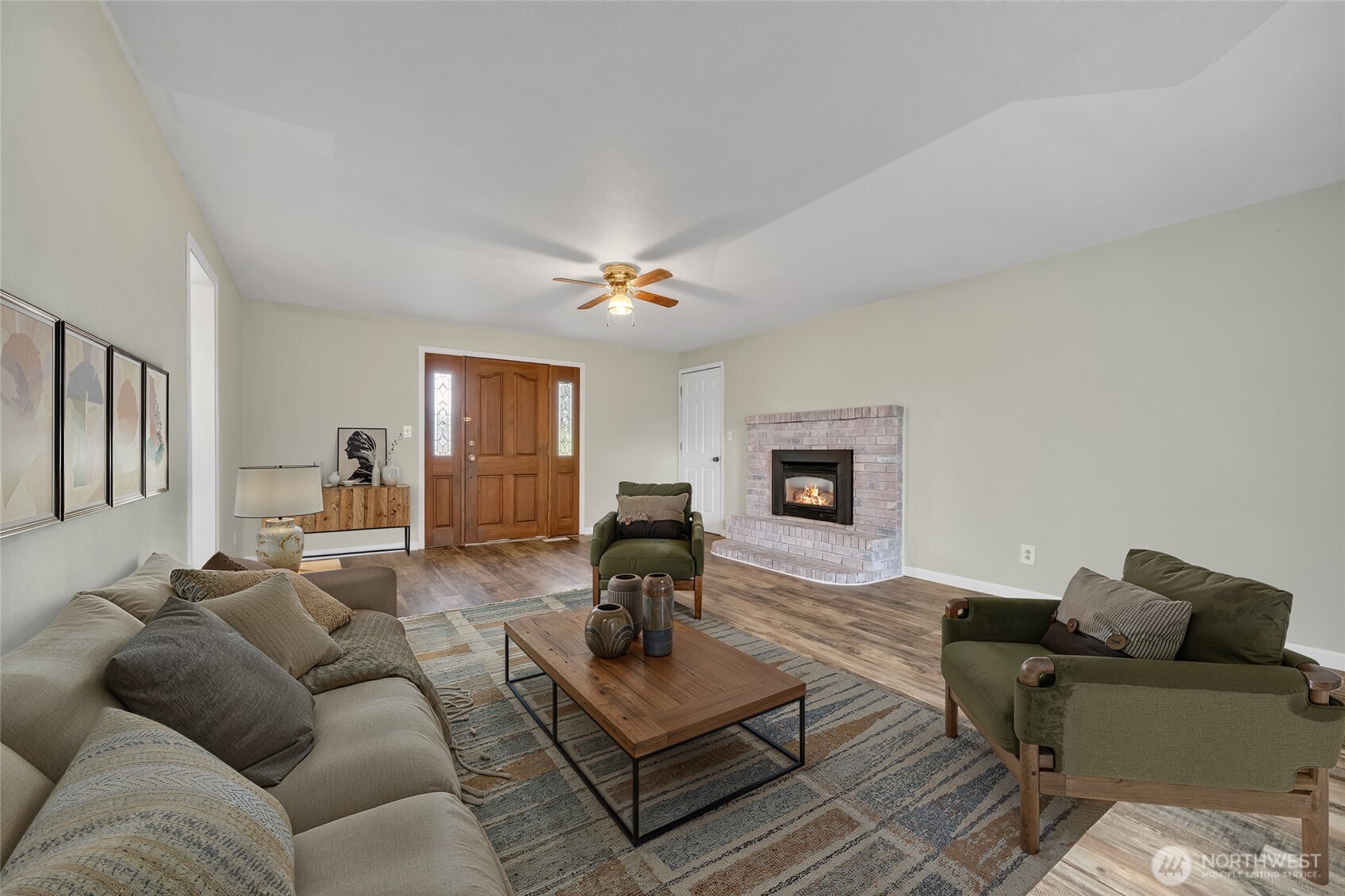 120 E Mason Avenue Property Photo 6