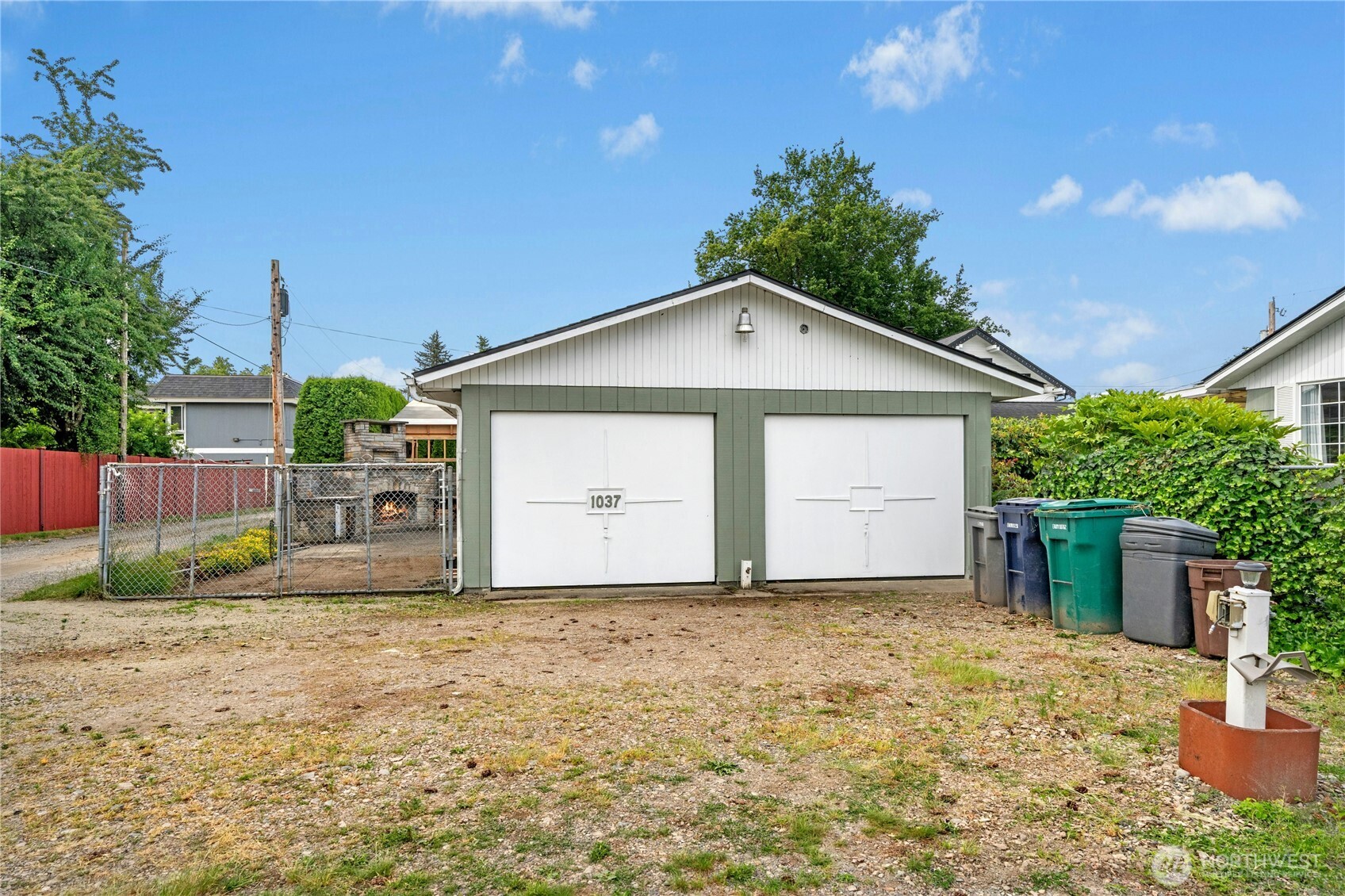 1037 Harding Street Property Photo 26