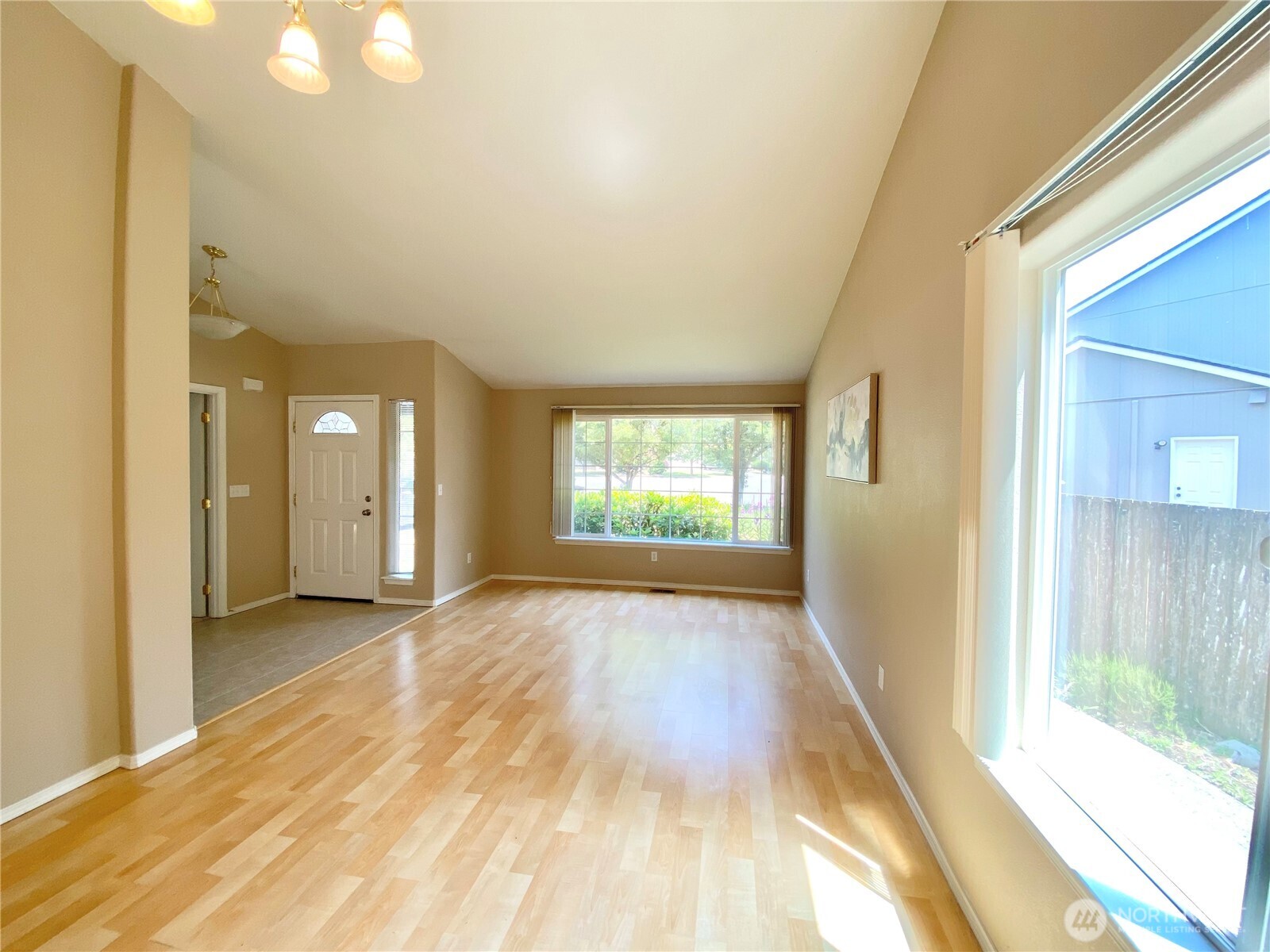 2218 143rd Street Ct Property Photo 4