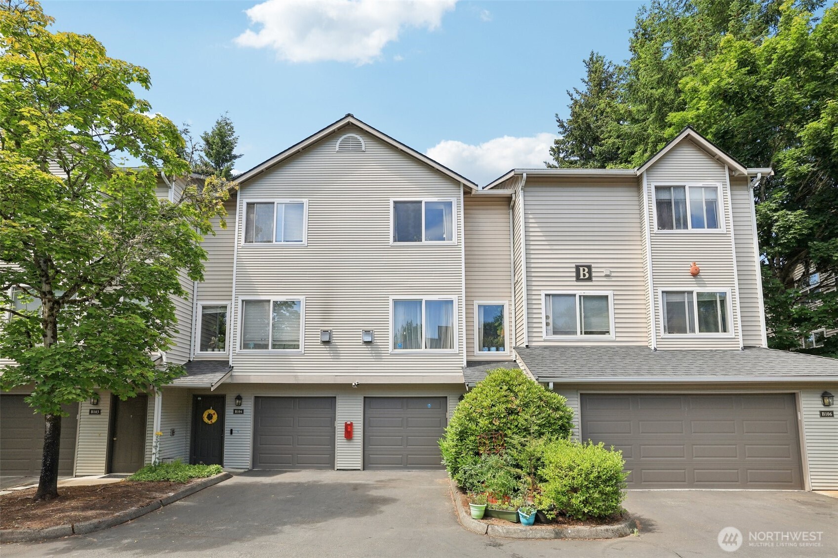 4808 Ne Sunset Boulevard B105 Property Photo 1
