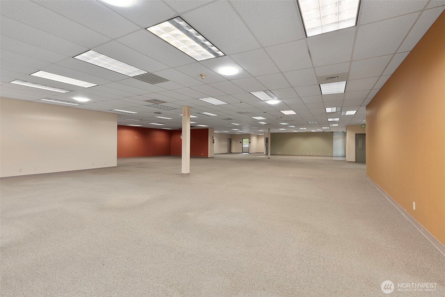 2025 Ne Kresky Avenue Property Photo 15