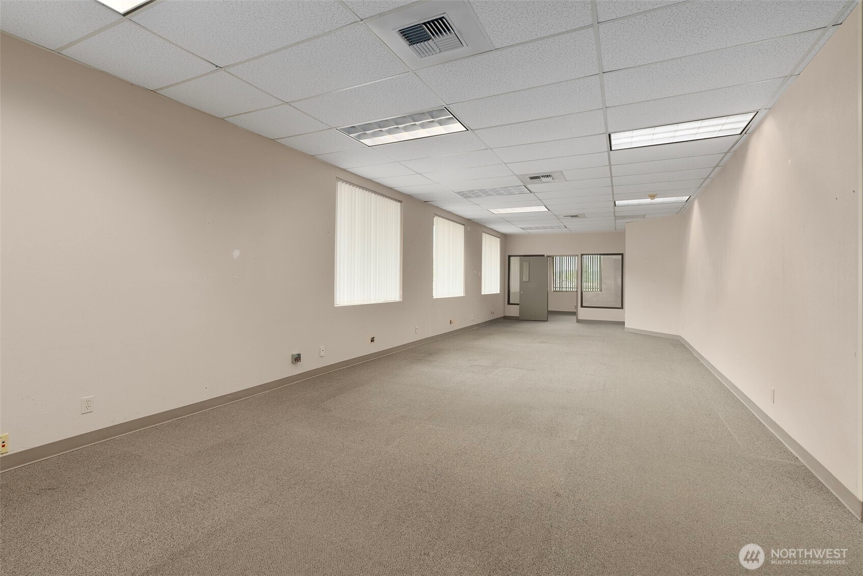 2025 Ne Kresky Avenue Property Photo 31