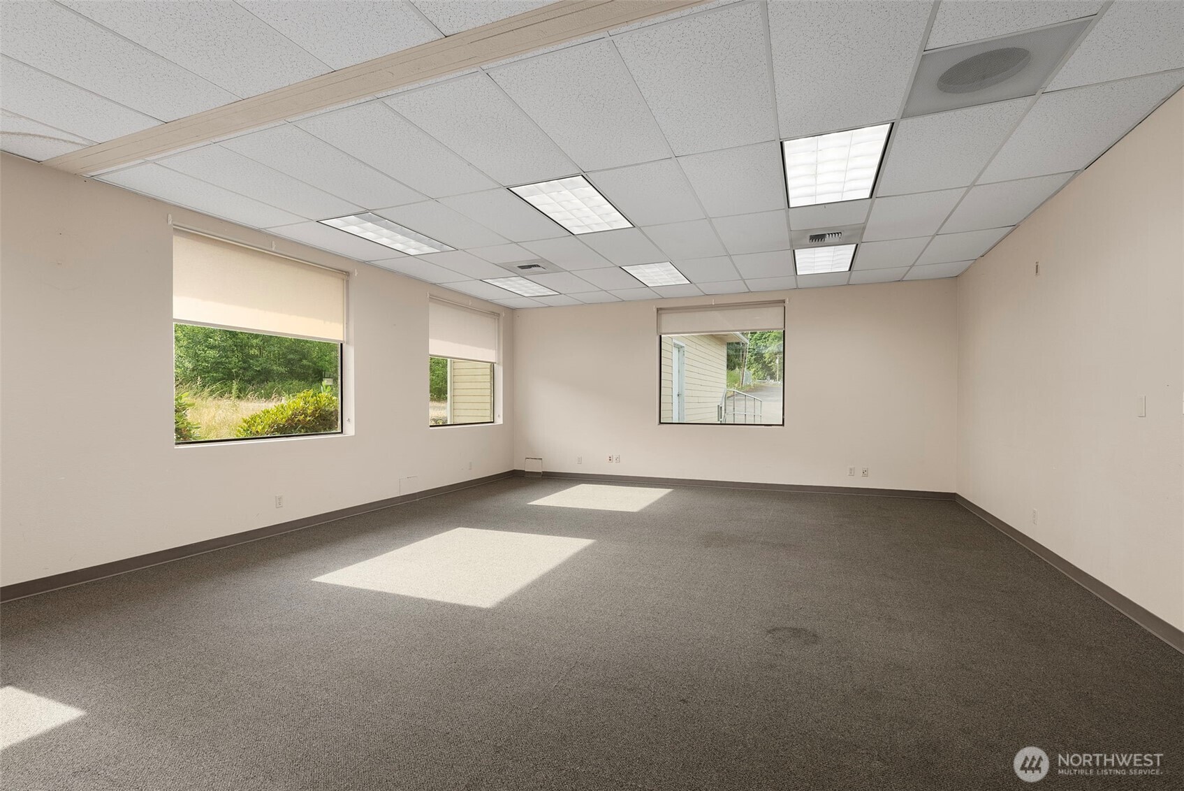 2025 Ne Kresky Avenue Property Photo 35