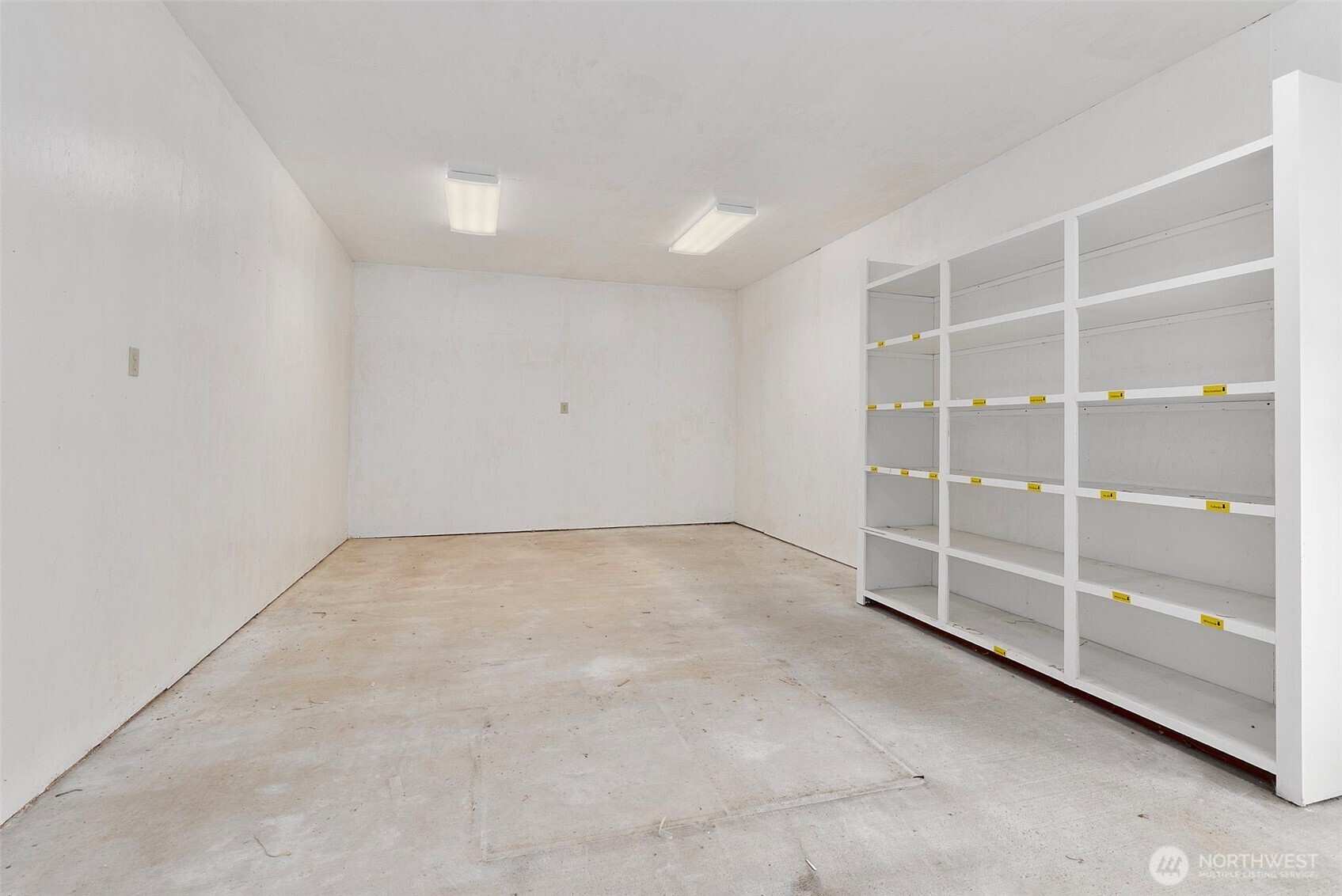 2025 Ne Kresky Avenue Property Photo 39