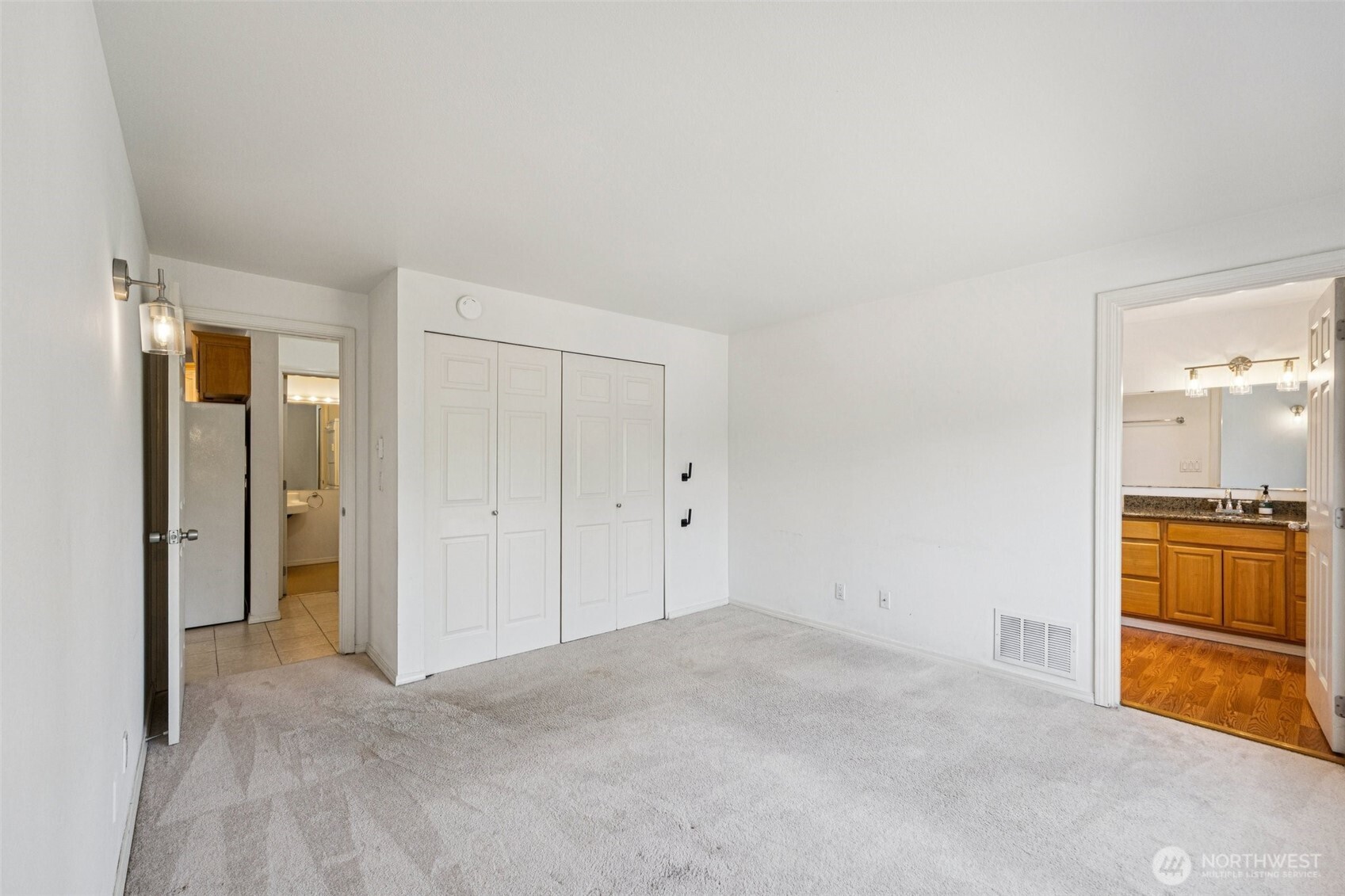 5624 Roosevelt Way 202 Property Photo 12