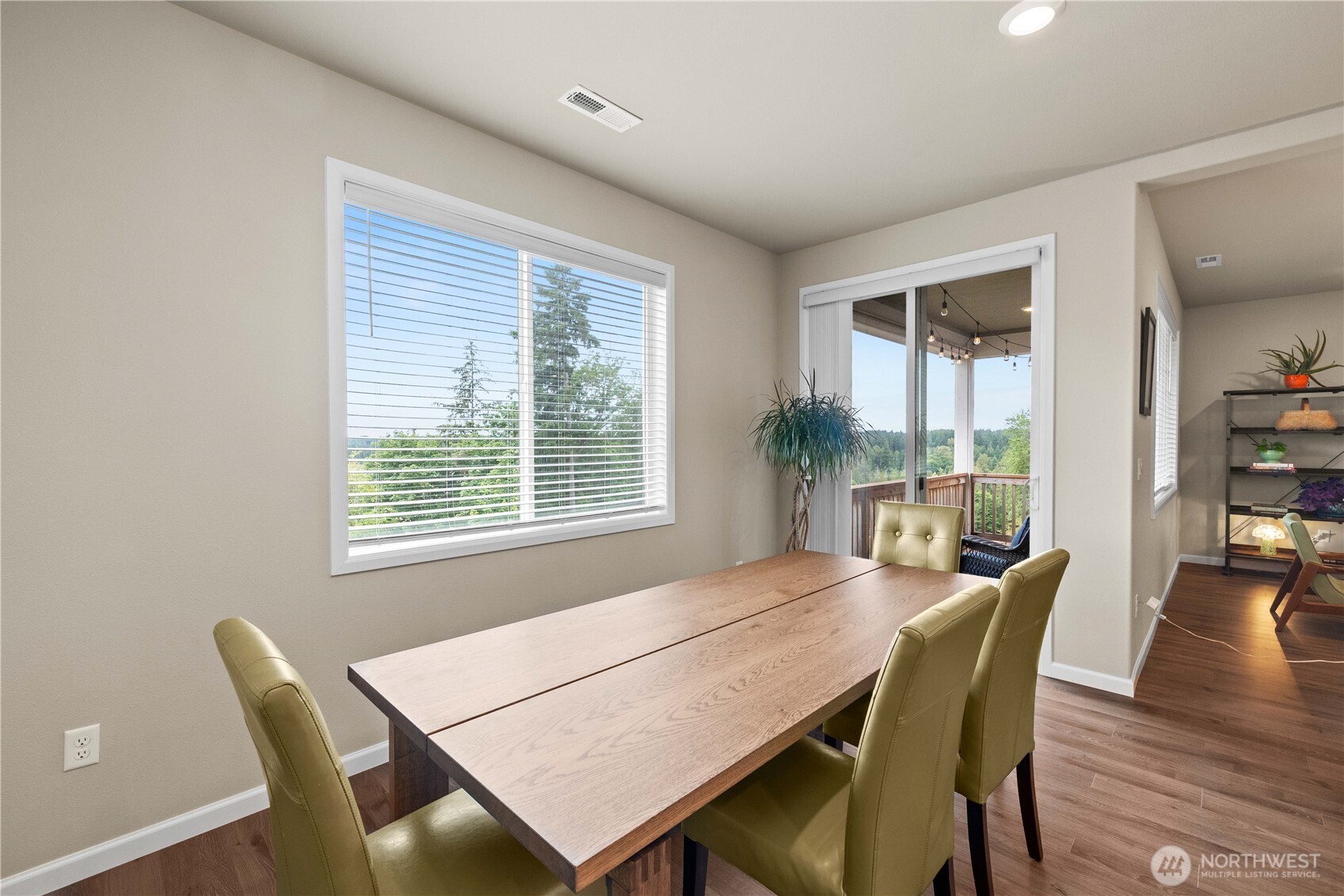 25613 204th Place Property Photo 12