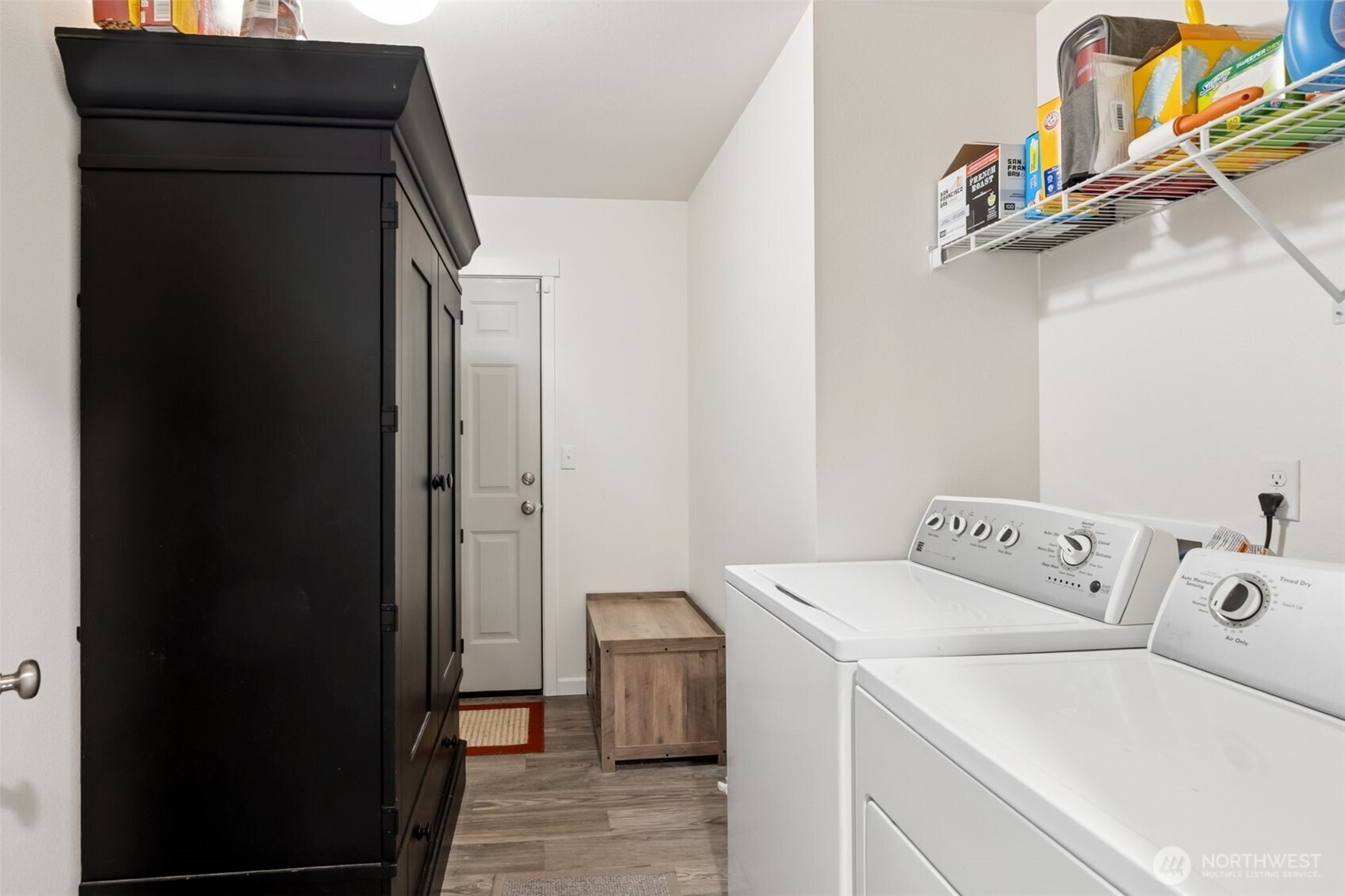 22405 Bluewater Drive Property Photo 17
