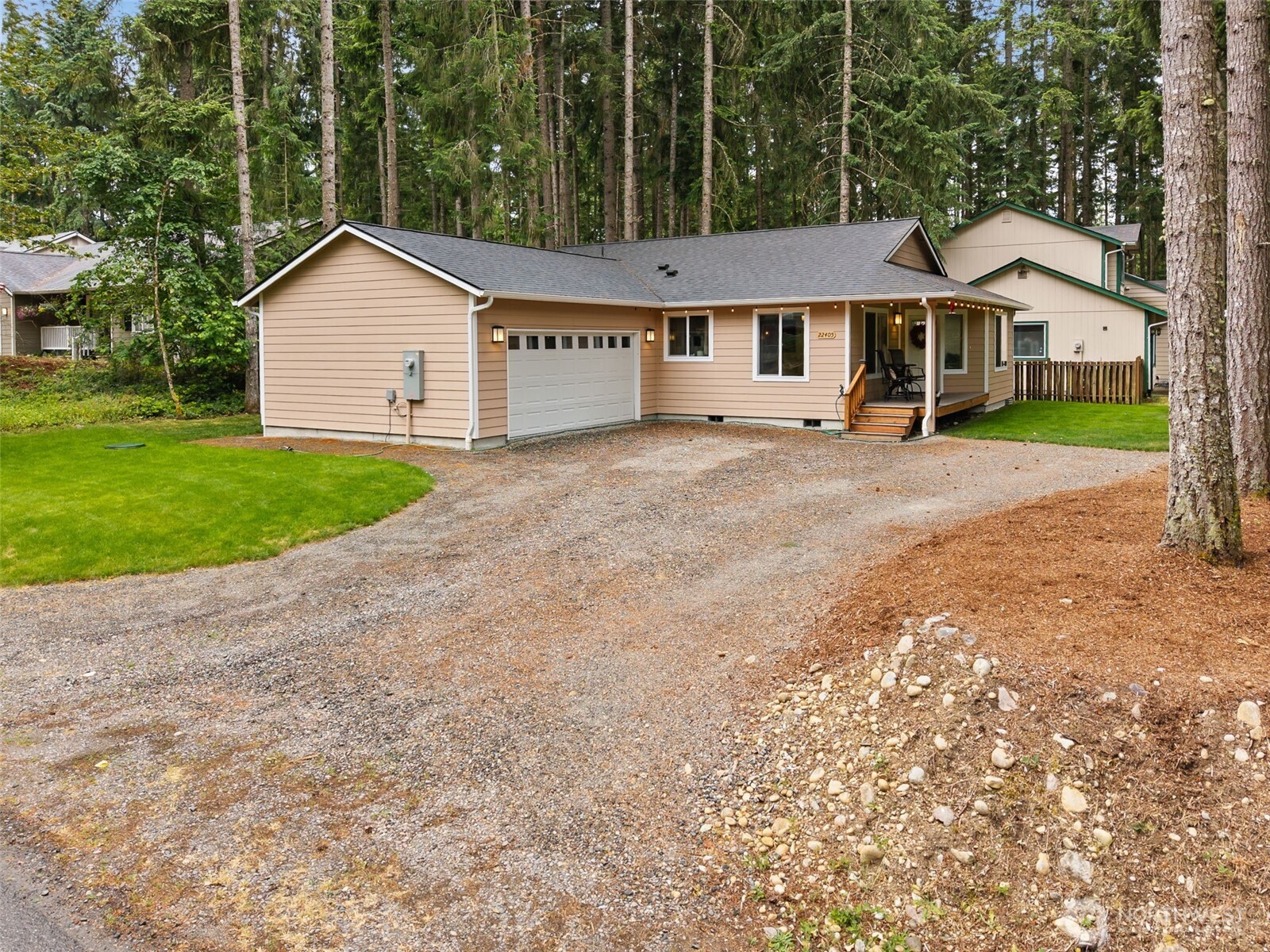 22405 Bluewater Drive Property Photo 19