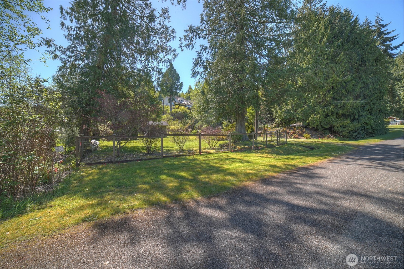 71 W Cedar Property Photo 1