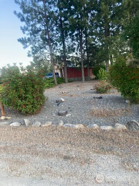 13 Grey Goose Property Photo 1
