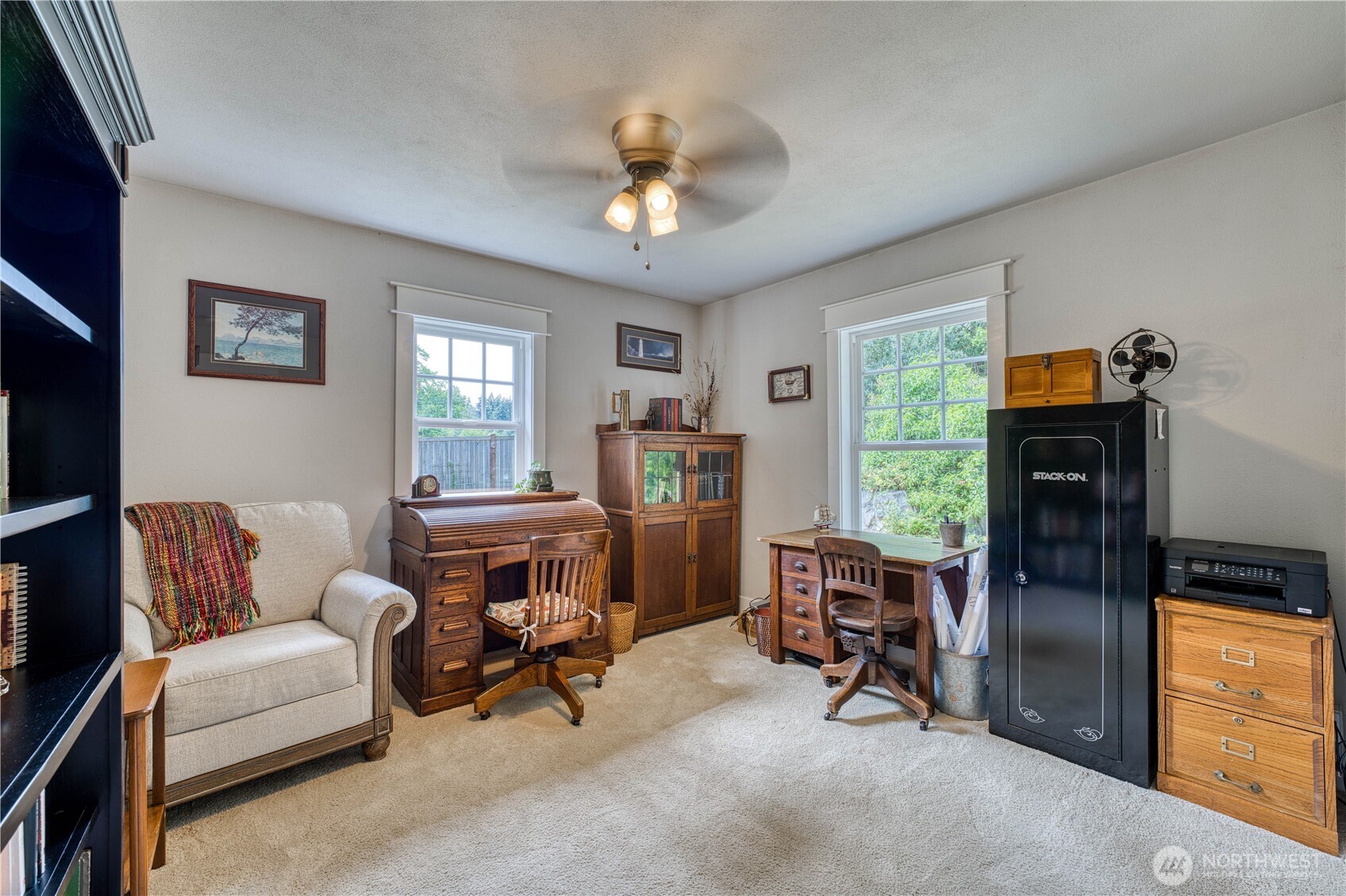 7021 Beach Drive Property Photo 23