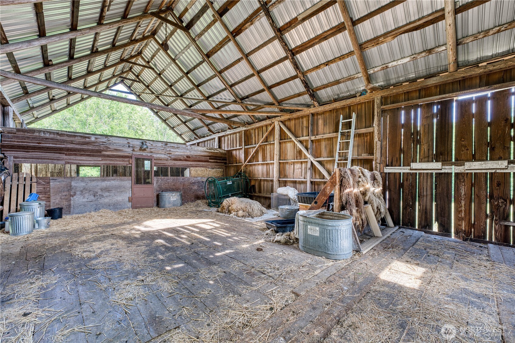 7021 Beach Drive Property Photo 38
