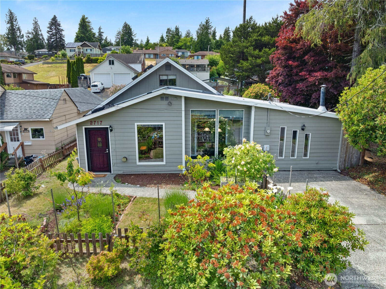 2717 Bench Drive