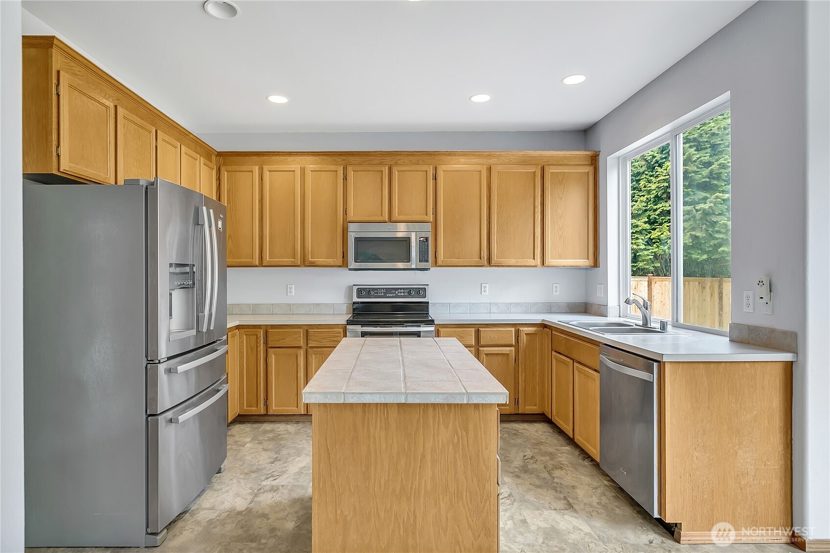 5007 81st Street Property Photo 15