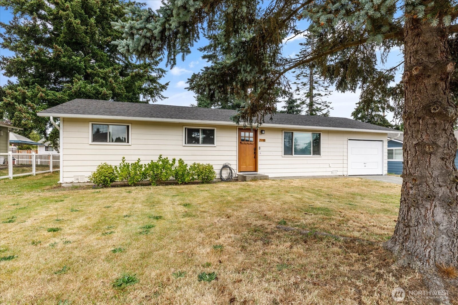 2118 33rd Street Property Photo 1