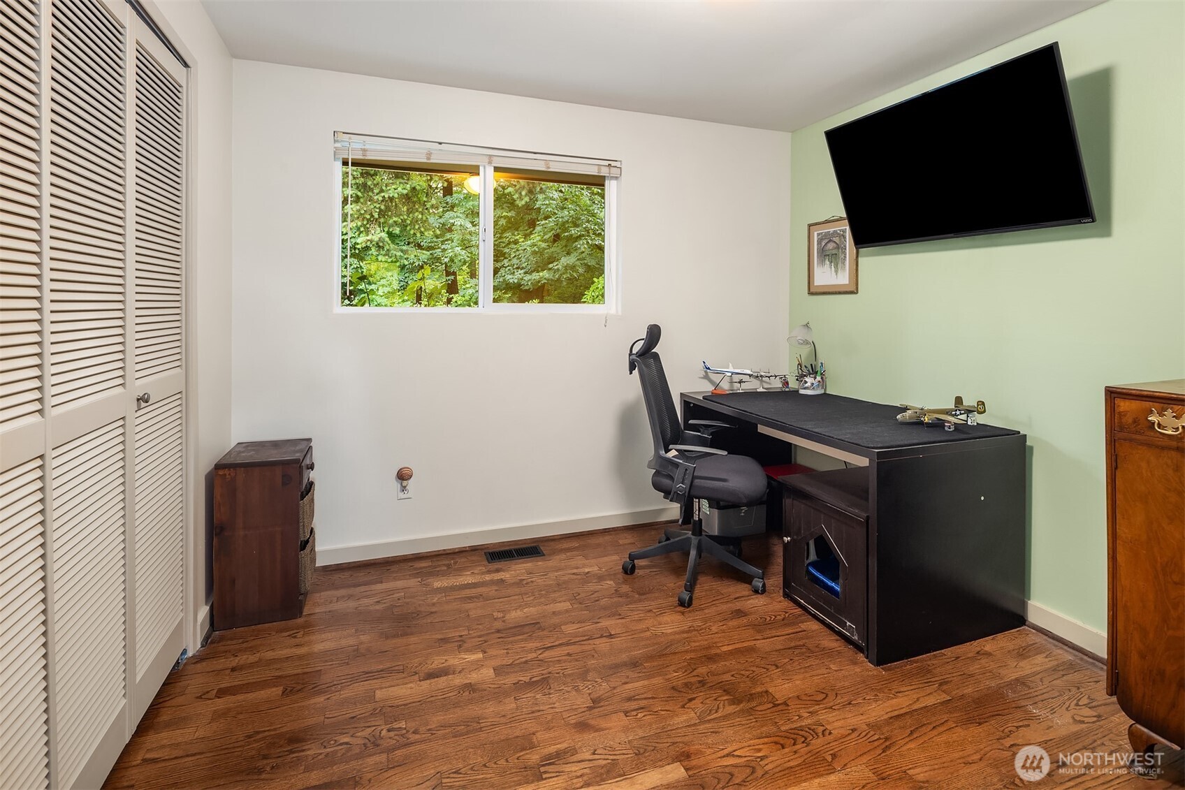 23318 3rd Place Property Photo 26