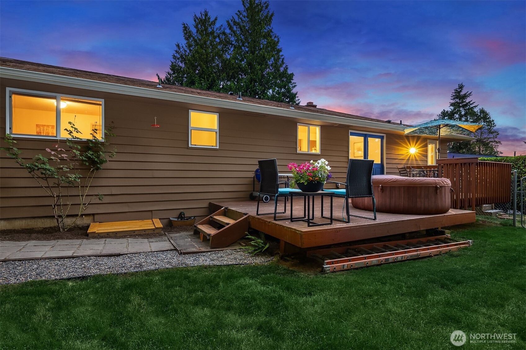 23318 3rd Place Property Photo 27