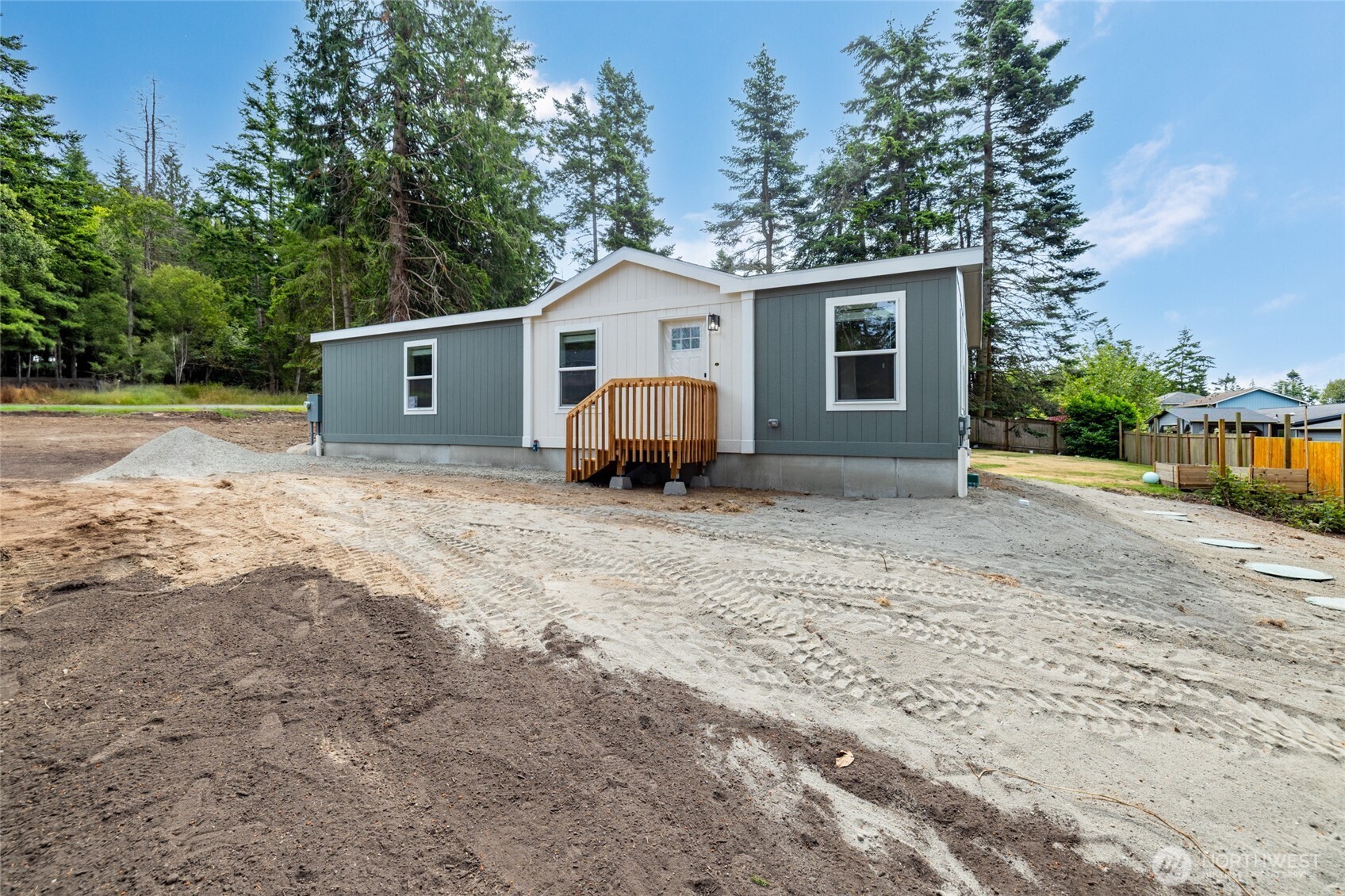 1264 Russell Drive Property Photo 1