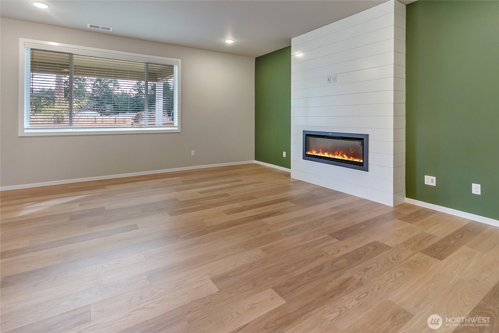 18222 37th Avenue Property Photo 10